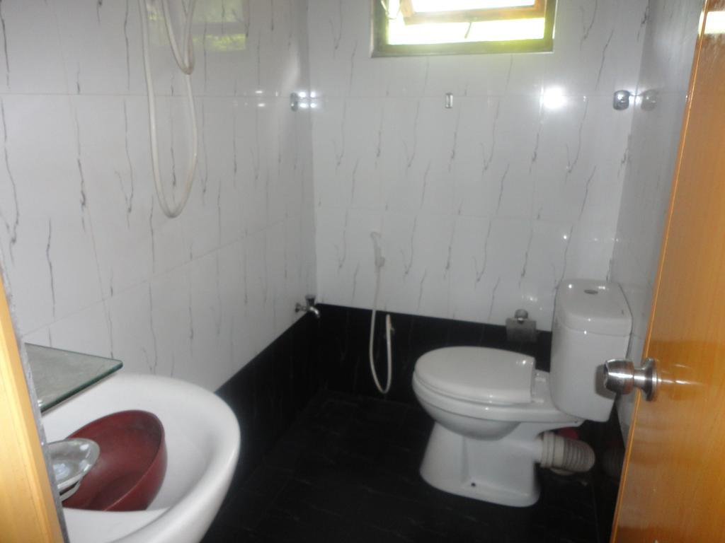 Eranga Guest Hotel Nuwara Eliya Buitenkant foto