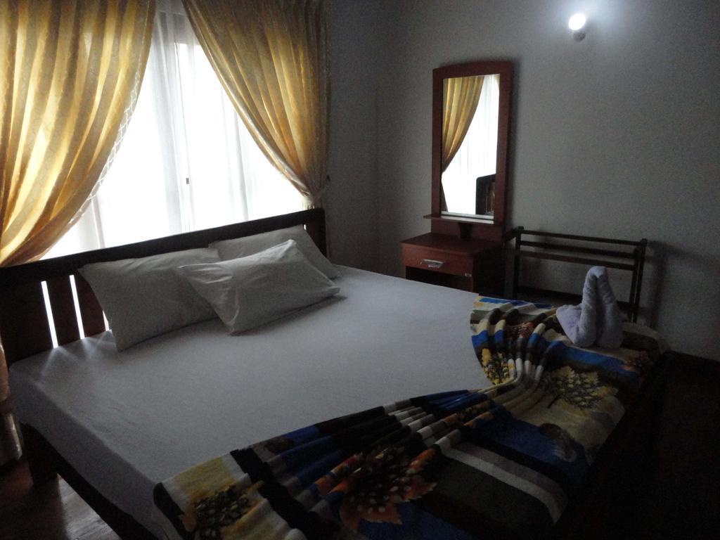 Eranga Guest Hotel Nuwara Eliya Buitenkant foto