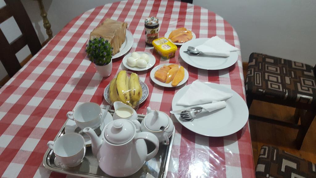 Eranga Guest Hotel Nuwara Eliya Buitenkant foto